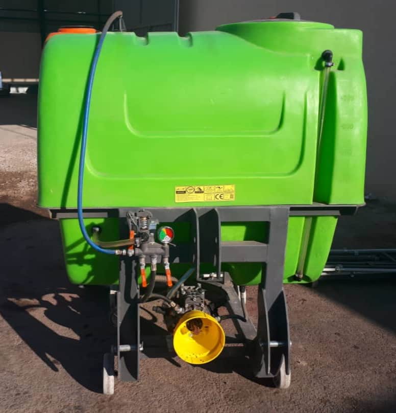 خرید سمپاش بوم دار 600 لیتری دو مخزن بوم 8 متری + فروش صادراتی